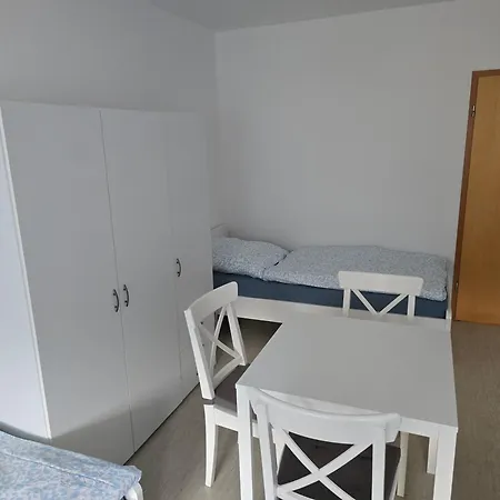 Monteurzimmer Monteurwohnung Monteuruenterkunft In