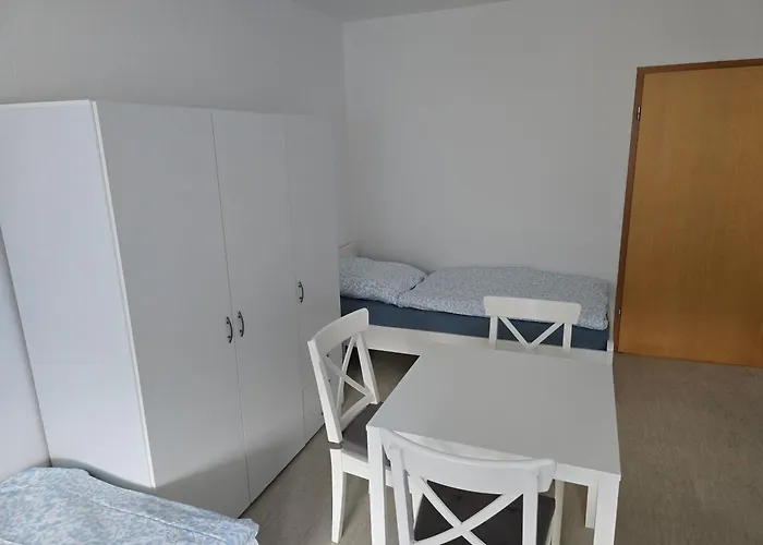 Monteurzimmer Monteurwohnung Monteuruenterkunft In